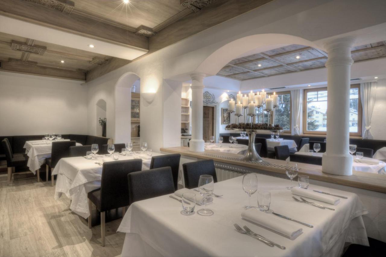 Hotel La Tambra كورفارا إنْ بادِيا المظهر الخارجي الصورة
