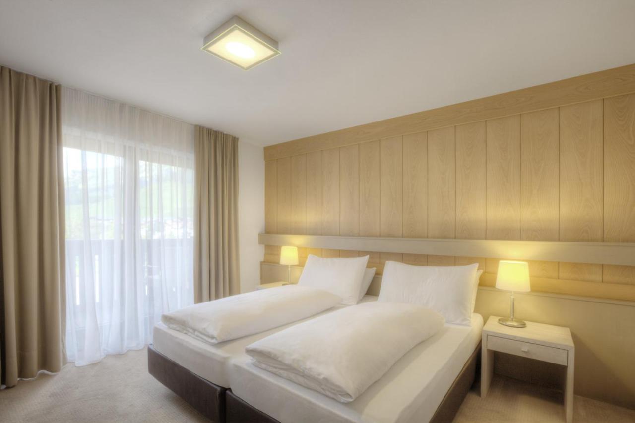 Hotel La Tambra كورفارا إنْ بادِيا المظهر الخارجي الصورة