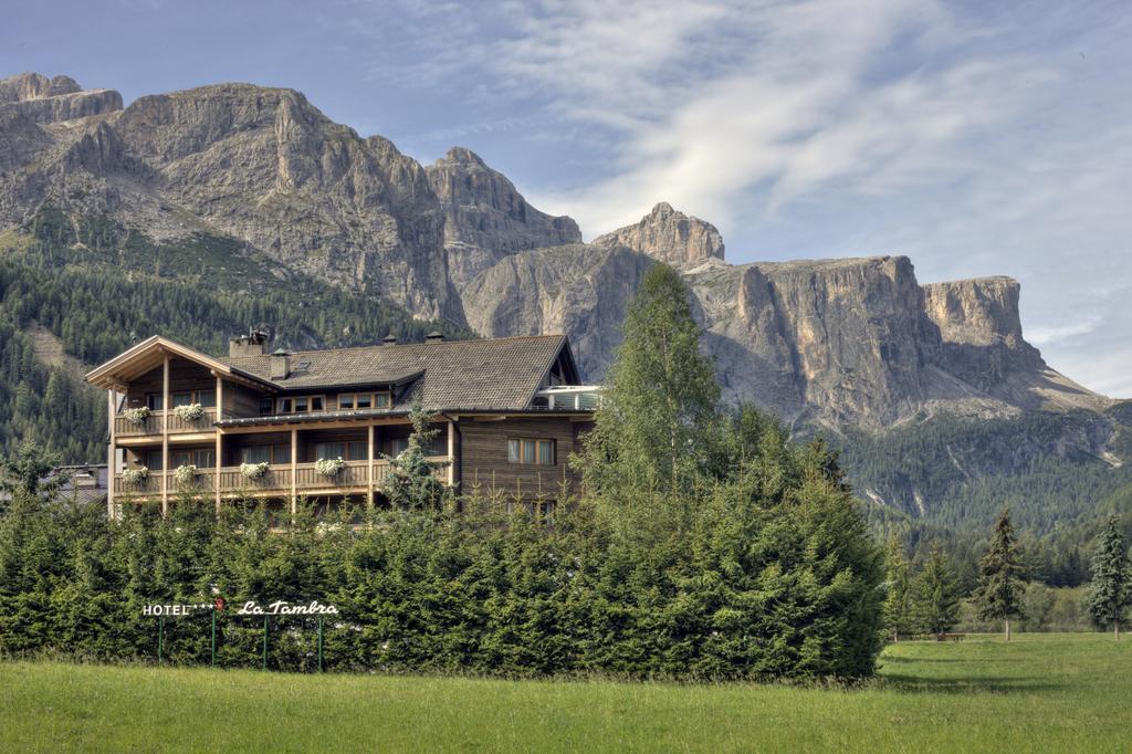 Hotel La Tambra كورفارا إنْ بادِيا المظهر الخارجي الصورة